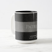 Monogrammen van leder- en metaalafdrukken tweekleurige koffiemok (Voorkant links)