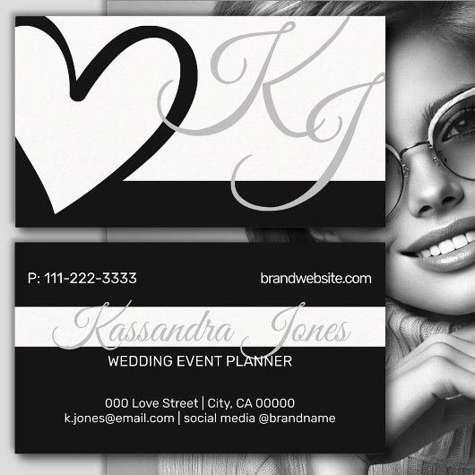 Monogrammen voor zwarte en witte hartafhankelijke visitekaartje