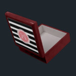 Monogrammen zwarte & witte strepen & witte poot cadeaudoosje<br><div class="desc">Elegant wit floreel kruid over zwarte en witte strepen. Roze cirkelaccent met aanpasbaar monogram. Vele kleurencombinatie is beschikbaar maar om het even welke kleuren kunnen worden gevraagd. Als u om het even welke hulp het aanpassen, het veranderen van kleur, of iets anders aan om het even welk van mijn design...</div>