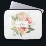 Monogramnaam Peony en Gold Flowers iPad Pro Cove Laptop Sleeve<br><div class="desc">Deze aanpasbare monogram laptoptas die is ontworpen om te coördineren met ons collectie van Peony en Gold, is voorzien van luchtige roze en gouden pony's met een groen foliezakje met een klassiek letterteken. Klik hierboven op de knop "AANPASSEN" voor een geavanceerdere aanpassing van dit ontwerp. Opmerking: goudfolie is een gedrukt...</div>