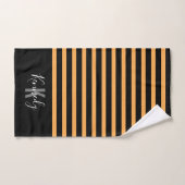 Monogramnaam zwart en Oranje Stripes Pattern Bad Handdoek (Handdoek)