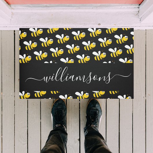 Monogramscript voor familie van zwarte hommels deurmat