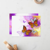 Monovlinderkevers op paarse achtergrond notitiekaartje (Voorkant / Achterkant in situ)