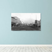 Monroe, WA - Downtown Street Scene Canvas Afdruk (Insitu (Houten vloer))