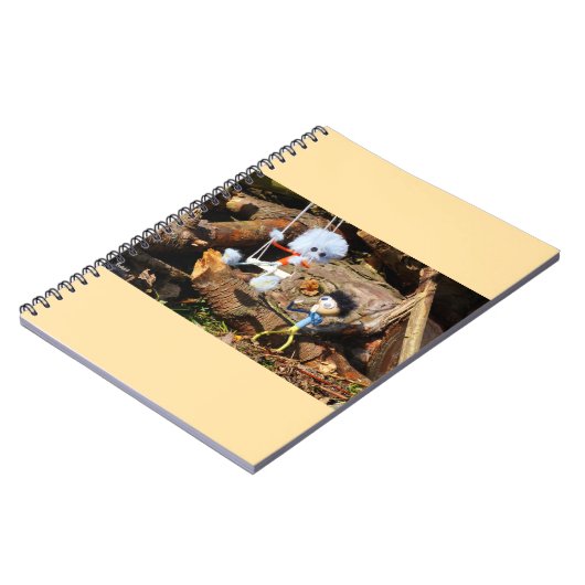 Monster Fubby op schommel. Notitieboek (Linkerzijde)