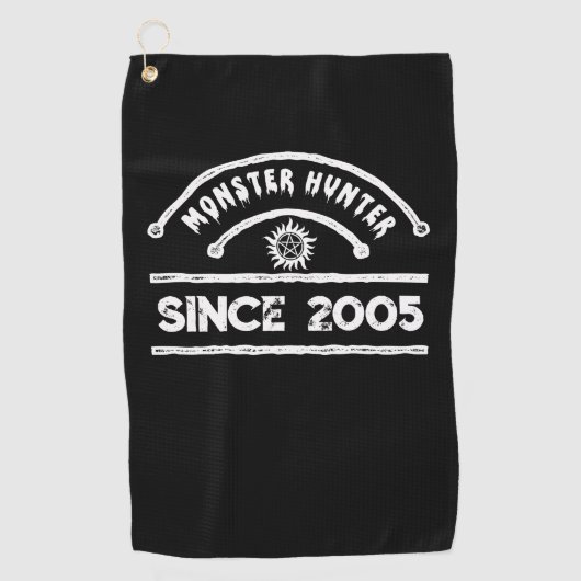 Monster Hunter Zegel Verweerde Typografie Golfhanddoek (Voorkant)