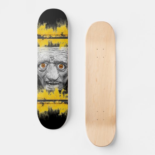 Monster Skateboard (Voorkant)