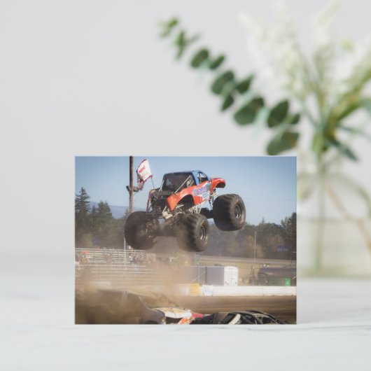 Monster Truck Jumping Briefkaart (Staand voorkant)