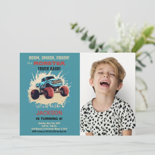 Monster Truck Verjaardag Uitnodigingen Groene w Fo (Staand voorkant)