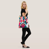 Monstera bladeren: tropisch patroon tote bag (Op model)