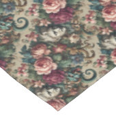 Monsters tussen Mannen – Gotisch Middelpatroon Tafelkleed (Gekanteld)