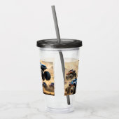 Monstertrucks racen in de woestijn, acryl drinkbeker (Links)