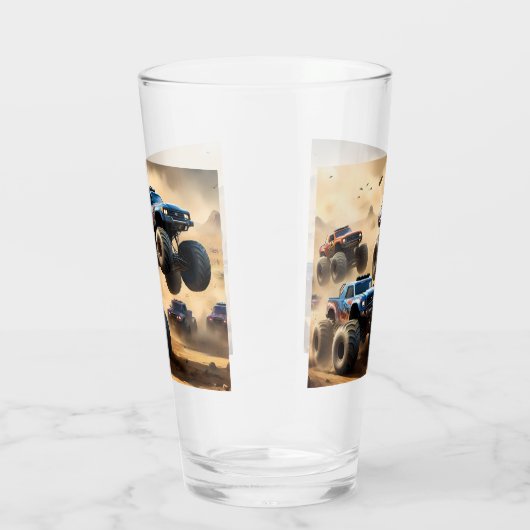 Monstertrucks racen in de woestijn, glas (Rechts)