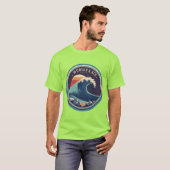 Montabeach Minimalistische Ocean Wave Surfing Logo T-shirt (Voorkant volledig)