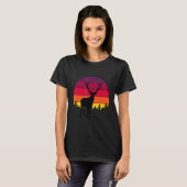 Montana Deer Hunter Sunset  Retro Hunting T-shirt (Voorkant volledig)