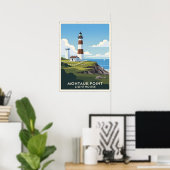 Montauk Point Lighthouse, Coastal Cliff & Sailboat Poster (Thuiskantoor)
