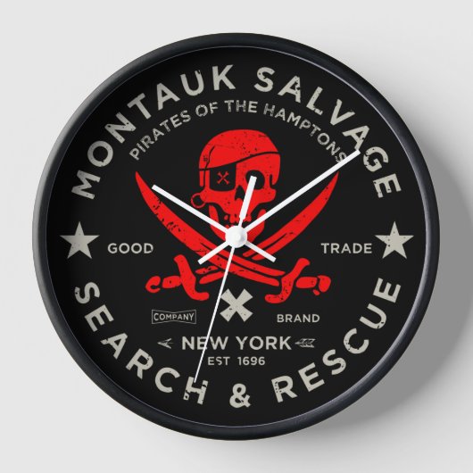 Montauk Salvage Co. Pirate Clock (Voorkant)