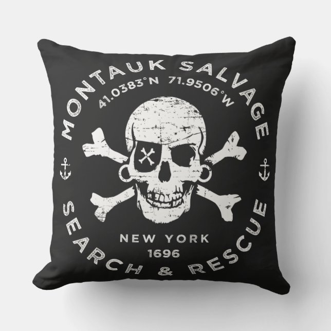 Montauk Salvage Company Pillow Buitenkussen (Voorkant)