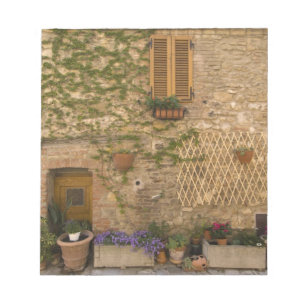 Montefollonico, Val d'Orcia, provincie Siena, Notitieblok