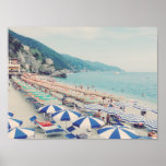 Monterosso al Mare, Cinque Terre, Italië Poster<br><div class="desc">Een uitzicht van het strand in Monterosso al Mare,  Cinque Terre,  Italië</div>