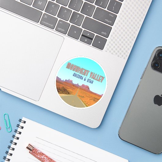 Monument Valley Arizona Utah Vintage Sticker (Laptop met iPhone)