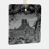 Monument Valley Zwart-wit Keramisch Ornament (Rechts)