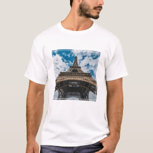 Monumenten   Looking Up at the Eiffel Tower T-shirt