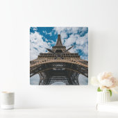 Monumenten | Looking Up at the Eiffel Tower Vierkante Klok (Huis)