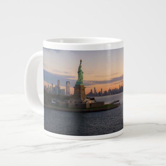 Monumenten | Statue of Liberty NYC Grote Koffiekop (Links)