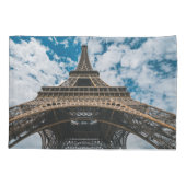 Monuments | Looking Up at the Eiffel Tower Kussensloop (Achterkant)