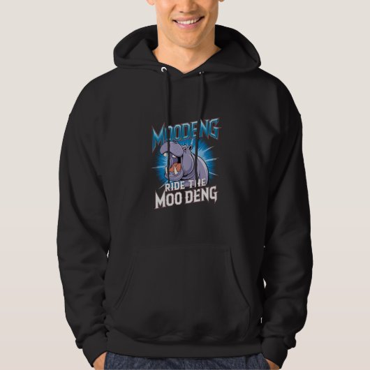 MOO DENG Hippo Ride The MOO DENG Hoodie (Voorkant)