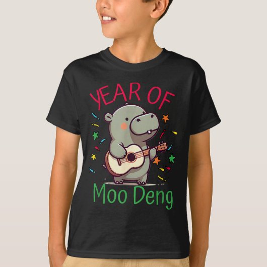 Moo Deng Is A Pygmy Hip Happy New Year Funny  T-shirt (Voorkant)