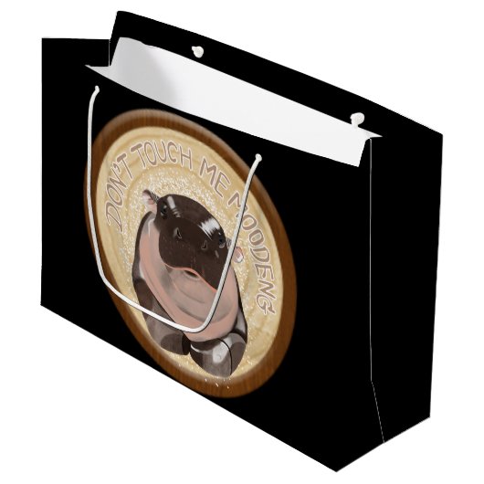 Moo Deng Nijlpaard Groot Cadeauzakje (Voorkant Gekanteld)