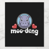 Moo Deng Stuiterend Varken in Thaise Afbeelding Ba Wijn Etiket (Enkel label)
