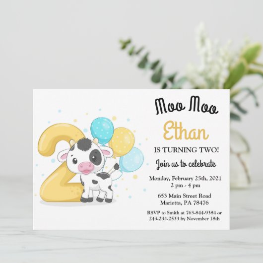 Moo Moo Ik ben twee Koe 2e verjaardag Uitnodiging (Staand voorkant)