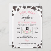 Moo Moo Ik ben Twee Koe Meisje Verjaardagsuitnodig Kaart (Voorkant)