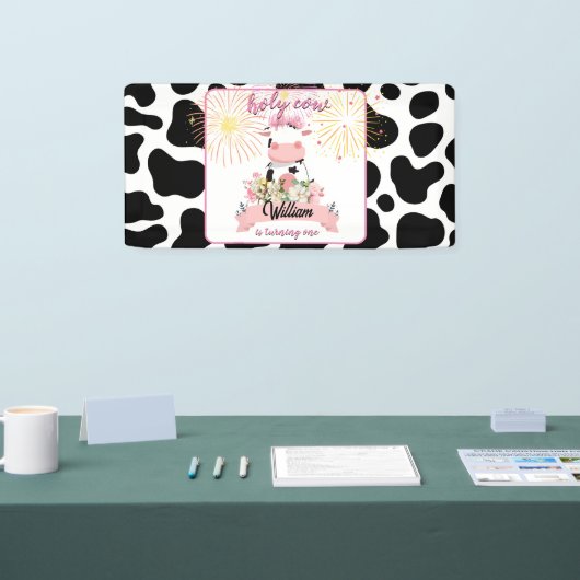Moo schattig bloemenroze Heilige Koe 1e Verjaardag Spandoek (Beurs)