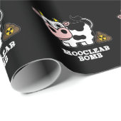 Mooclear Bomb Funny Koe Pun Dark BG Cadeaupapier (Rol Hoek)