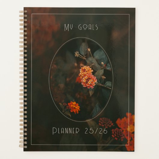 Moody and dreamy vintage floral aesthetic planner (Voorkant)
