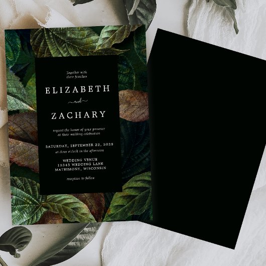 Moody Autumn Leaves Dark Green Wedding Invitation Kaart