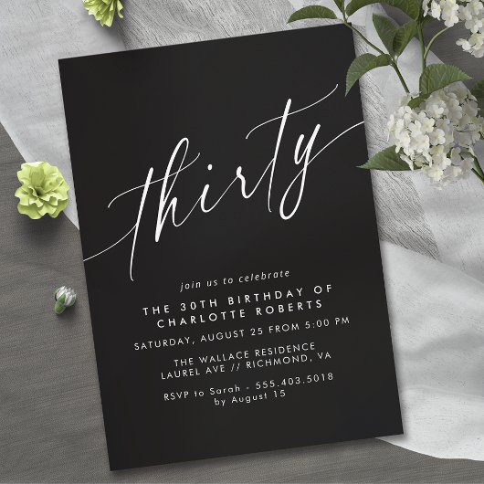 Moody Black | Elegant Script Modern 30th Verjaarda Kaart