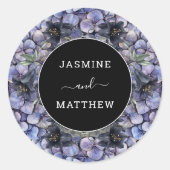 Moody Black Floral Classic Whimsical Chic Wedding Ronde Sticker (Voorkant)