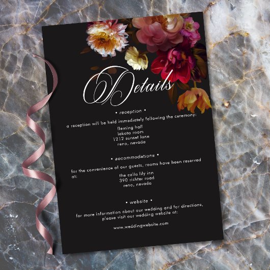 Moody Black Floral Painterly Red Burgundy Wedding Informatiekaartje
