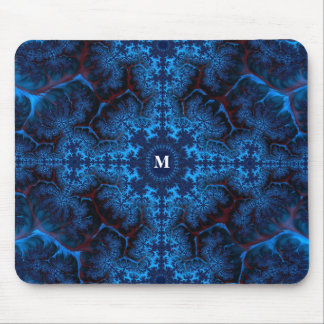 Moody Blue Fractal Filigree met je Monogram Muismat
