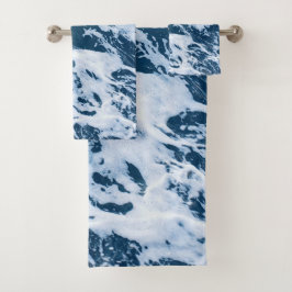 Moody Blue Ocean Waves Bad Handdoek