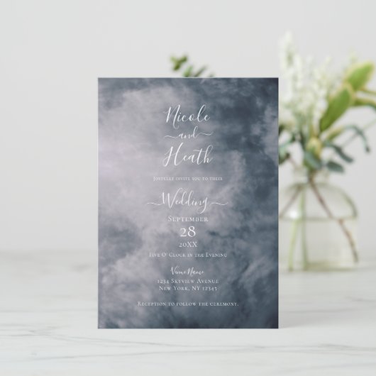 Moody Blue Sky Clouds Celestial Wedding Kaart (Staand voorkant)