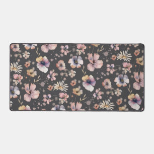 Moody Boho Watercolor Blush Wildebloemen Patroon Bureaumat