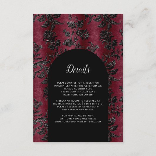Moody bordeaux zwart damast boog bruiloft details informatiekaartje (Voorkant)