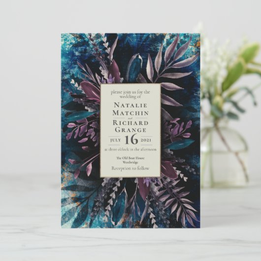 Moody Bouquet botanical bruiloft Uitnodiging (Staand voorkant)