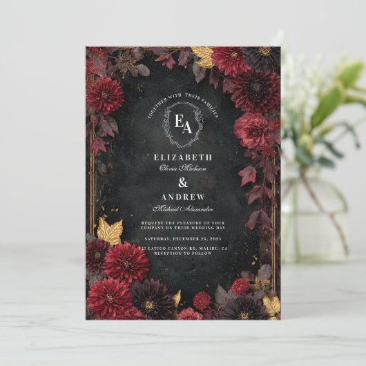 Moody Burgundy Dahlia Fall Wedding Kaart (Staand voorkant)